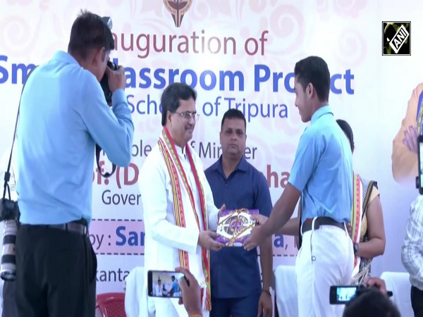 Tripura CM Manik Saha inaugurates 752 smart classes in schools
