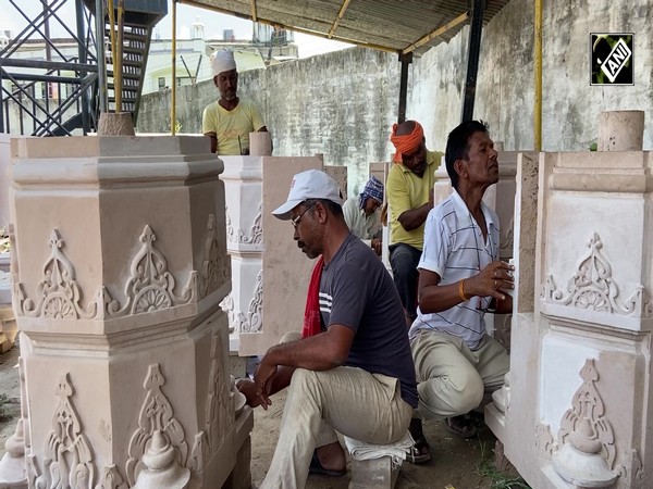 Ayodhya: Ram Mandir के प्रथम तल का निर्माण कार्य हुआ पूरा, श्रद्धालु दिखे उत्साहित