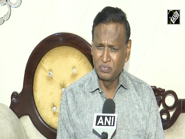 Rajasthan: सीकर में पीएम मोदी ने I.N.D.I.A पर बोला हमला, विपक्ष ने दी ऐसी प्रतिक्रिया