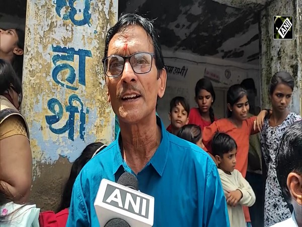 Rajasthan: Ajmer में सरकारी स्कूल की शिक्षिका हुईं रिटायर, पति ने इस तरह दिन को बनाया खास