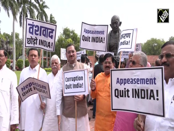 BJP MPs hold a ‘Quit I.N.D.I.A’ protest in Parliament, target opposition