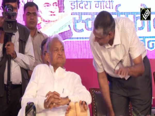 Daughters have got the key to progress in the form of smartphones: CM Ashok Gehlot