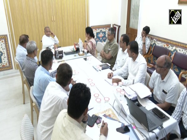 Delegation of Rajasthan Physical Education Teachers’ Association meets CM Ashok Gehlot in Jaipur