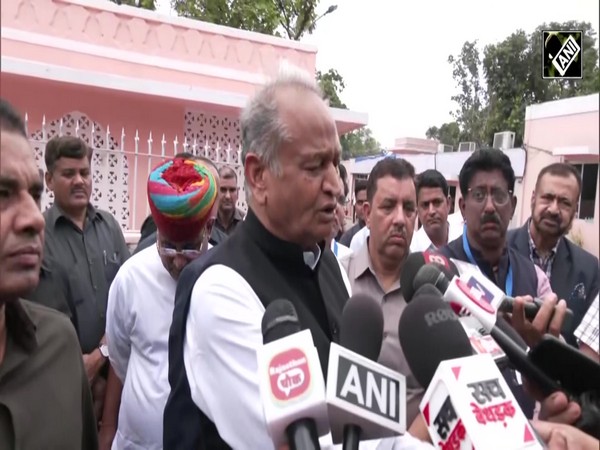 Chandrayaan-3: Ashok Gehlot calls Moon mission “historic”; will watch live stream with school kids