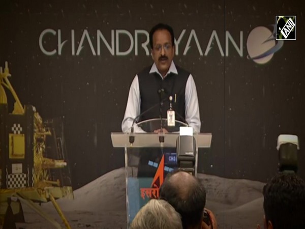 ‘India takes a walk on the moon’ Pragyan Rover rolls out from Vikram Lander