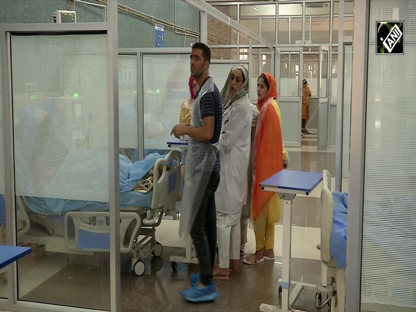 Free-of-charge Dialysis centre at Govt hospital in Baramulla helps poor in Kashmir