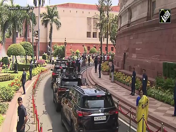 'Historic' walk of MPs to new Parliament