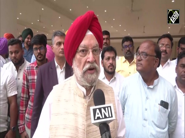 “India could be $ 5-tn economy by 2025…” Hardeep Puri hails India’s rise to 4th largest stock market