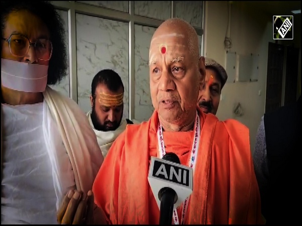 What did PM Modi say to Swami Govinda Dev Giri while breaking fast after Ram Temple Pran Pratishtha?